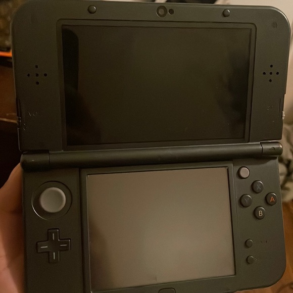 NINTENDO 3Ds - Picture 1 of 4